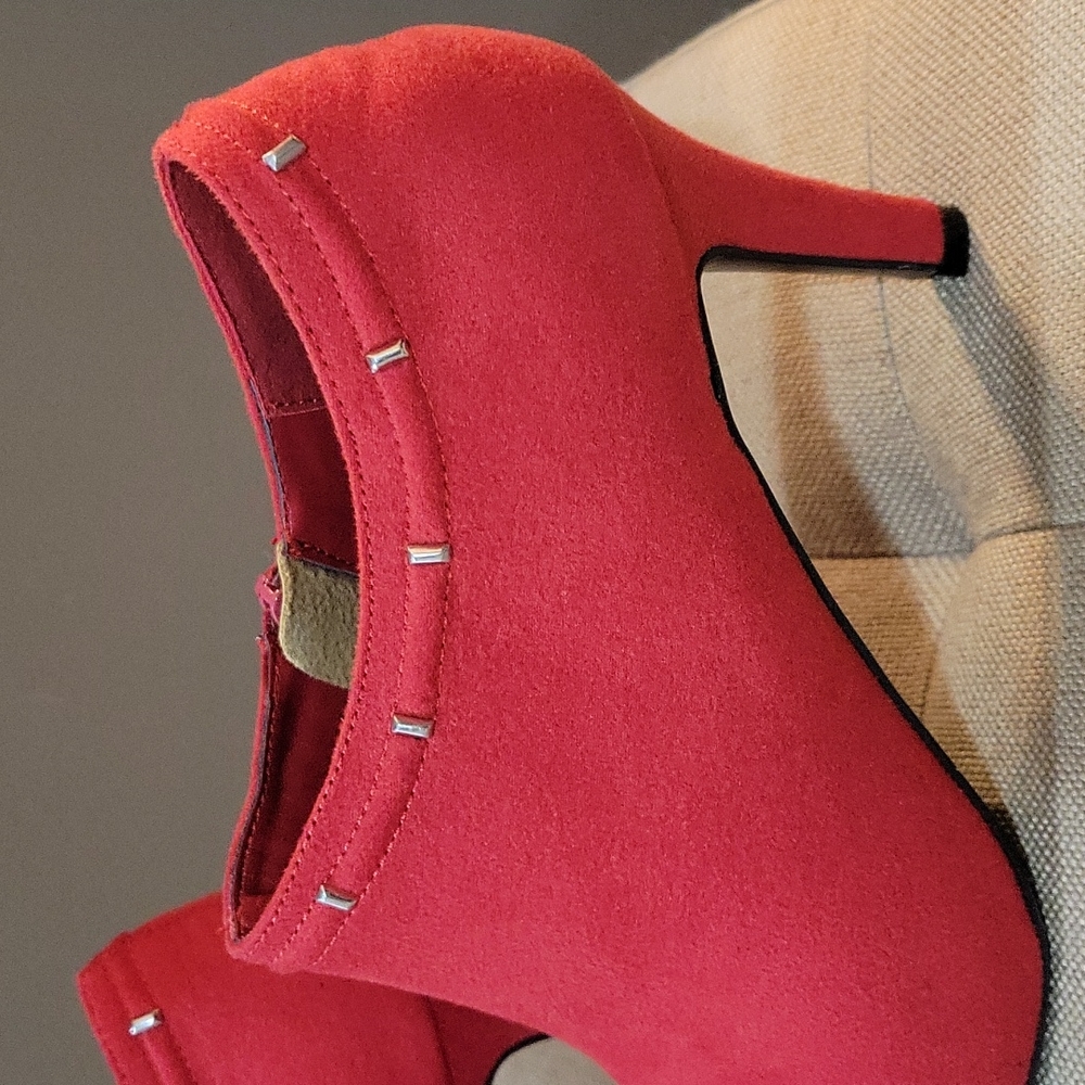 Covington Anklets - Picture 4 of 7